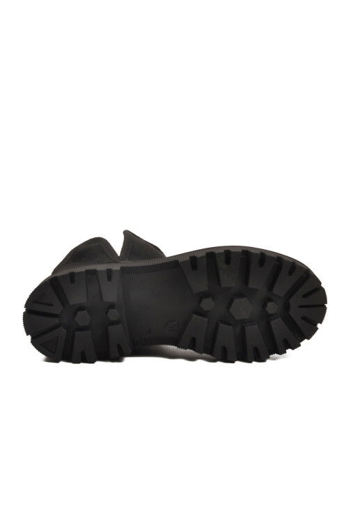 Siyah Süet İçi Kürklü Soğuğa Dirençli Kaymaz Kadın Bot 548038 Z