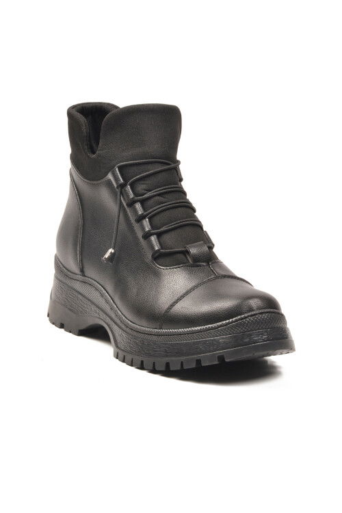 حذاء نسائي أسود من الصوف القطبي الداخلي المقاوم للبرد والنعل غير القابل للانزلاق 112 Z