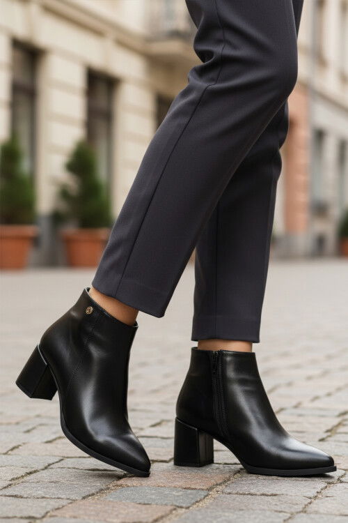 Black Fur-lined Cold-Resistant Heeled Womens Boots PC-54984 Z