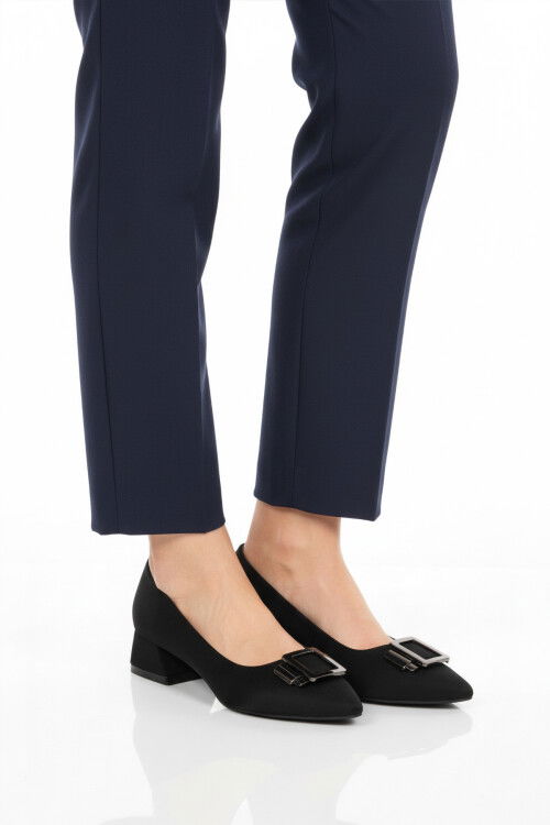 Black Womens Light Low Heel Shoes 451133 Z