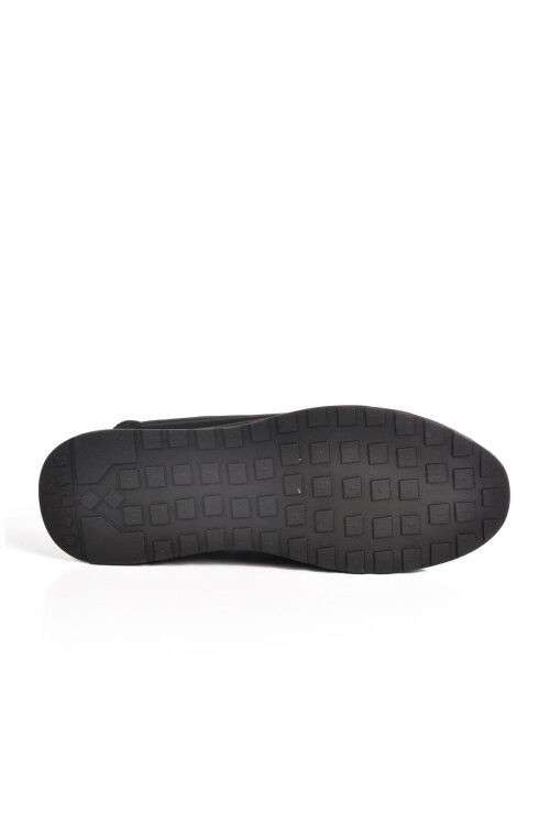 Black Rubber Laced Mens Sneaker 25K582 M