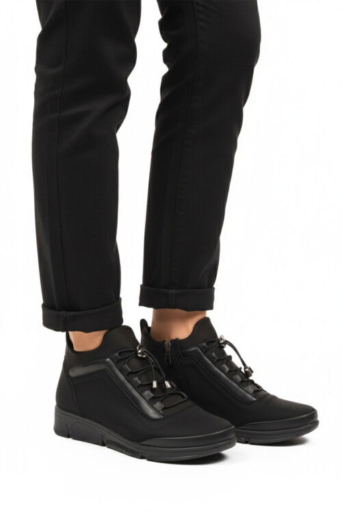 Siyah Soğuğa Dirençli Kaymaz Taban Kadın Bot 293113 Z