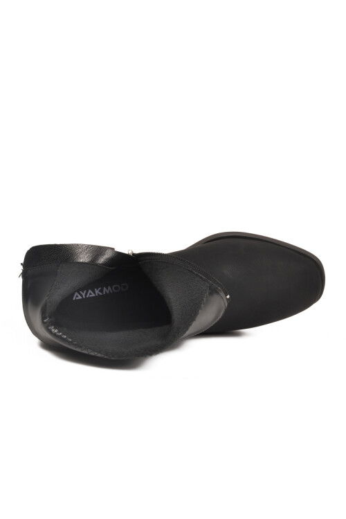 Siyah Zümrüt Fermuarlı Kaymaz Polarlı Kadın Topuklu Bot 417637 Z