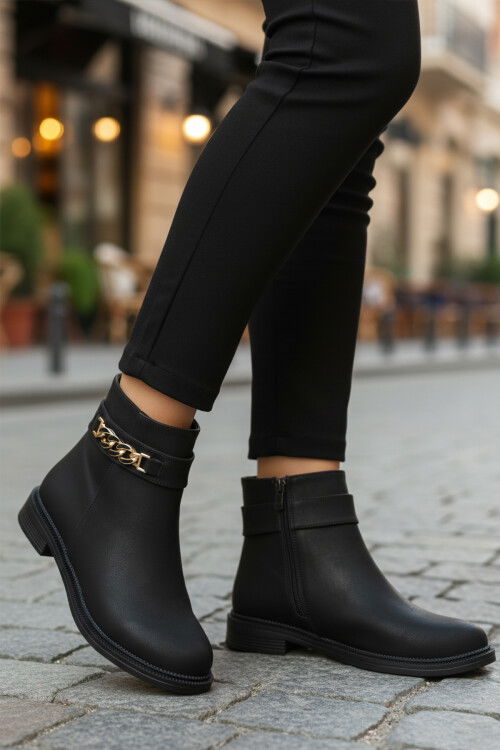 Siyah Zümrüt İçi Kürklü Fermuarlı Kaymaz Kadın Bot 636182 Z