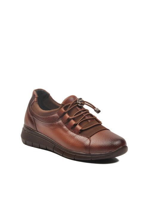 حذاء نسائي كاجوال خفيف ومرن برباط مطاطي باللون البني 293120 Z