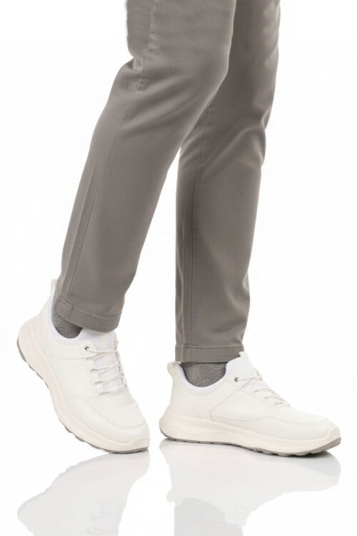 Beyaz Elastik Bağcıklı Hafif Cilt Erkek Casual Ayakkabı 460 M