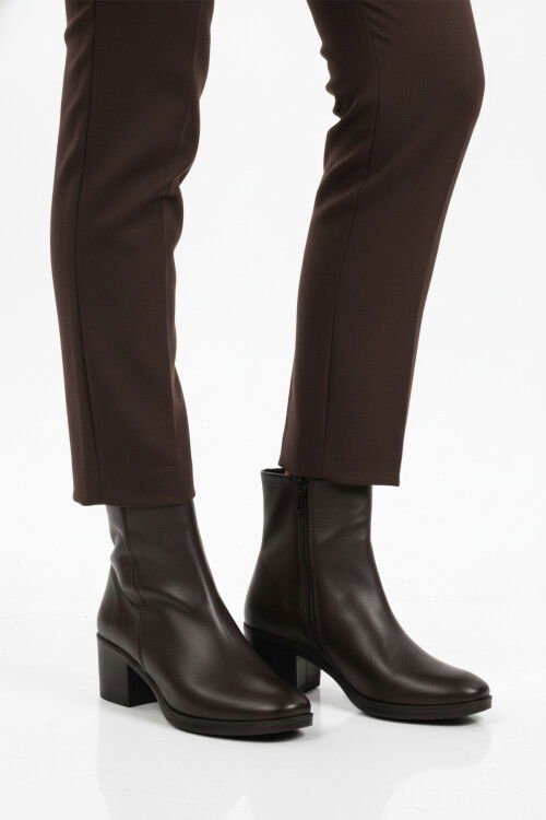 Kahve Hakiki Deri Fermuarlı Polarlı Kadın Bot 92162-1 Z