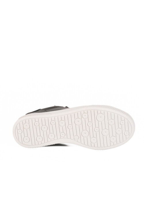 Siyah Beyaz Bağcıklı Hafif Cilt Erkek Sneaker Mota 600 M