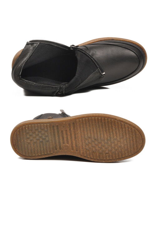 Siyah Hakiki Deri İçi Polarlı Kaymaz Taban Kadın Bot 2707 Z