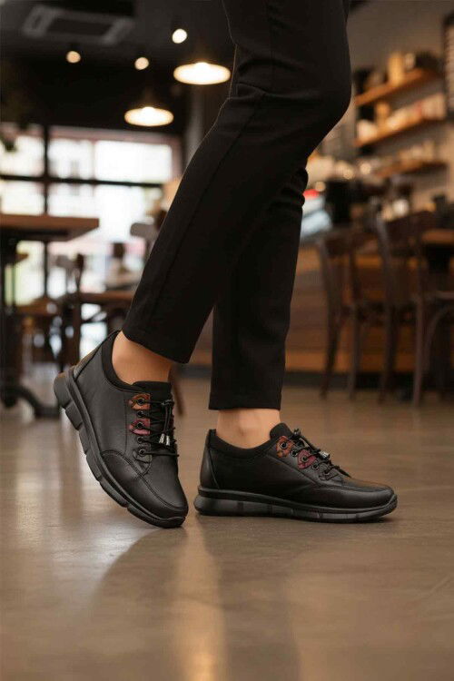 Siyah Hakiki Deri Ortopedik Kadın Casual Ayakkabı 660 Z