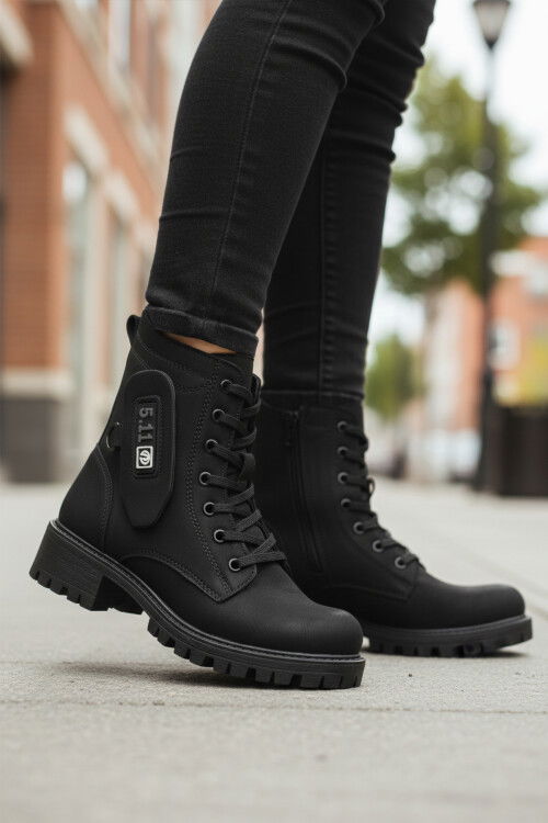 Siyah Nubuk İçi Polarlı Kaymaz Taban Fermuarlı Kadın Bot 24024 Z