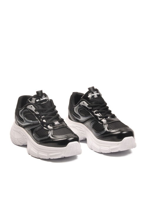 Siyah Beyaz Bağcıklı Hafif Yüksek Taban Kadın Sneaker 2376 G