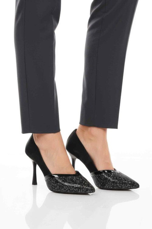 Siyah Saten Taş İşlemeli Kadın Abiye Ayakkabı 357192 Z