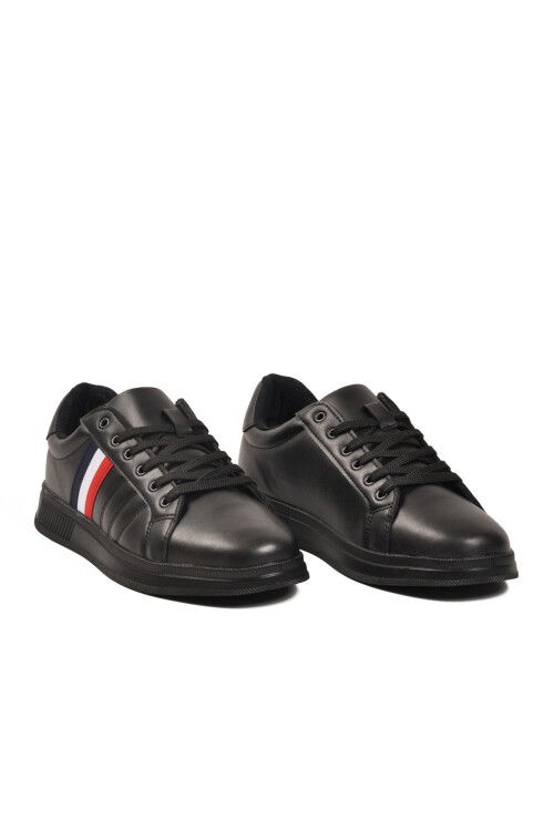 Siyah Bağcıklı Hafif Cilt Erkek Sneaker 493 M