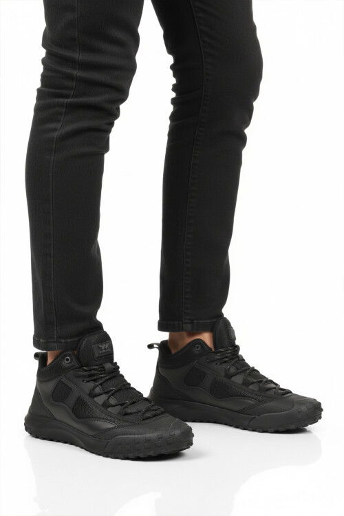 Siyah Bağcıklı Kaymaz Taban Erkek Outdoor Ayakkabı Mün 2025 M