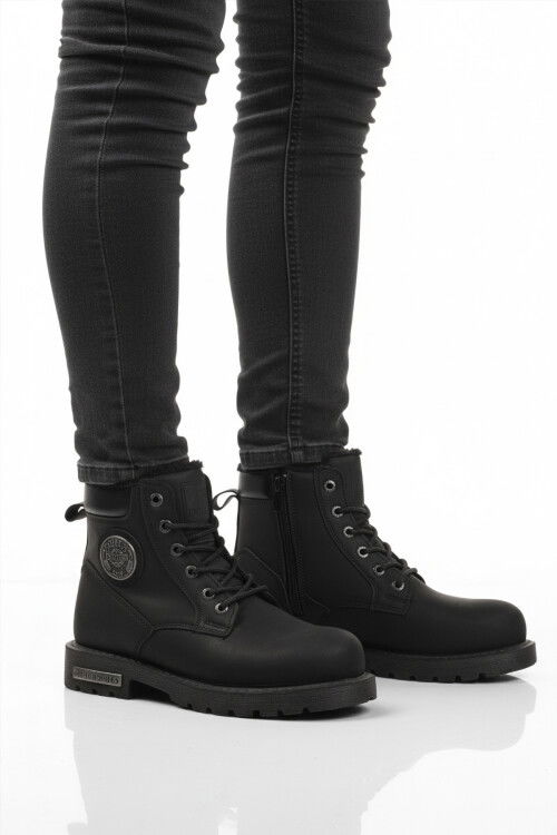 Siyah İçi Kürklü Kaymaz Taban Unisex Bot 528 G