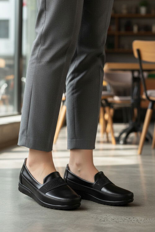 Siyah Jel Taban Anatomik Kadın Casual Ayakkabı 216-25K Z