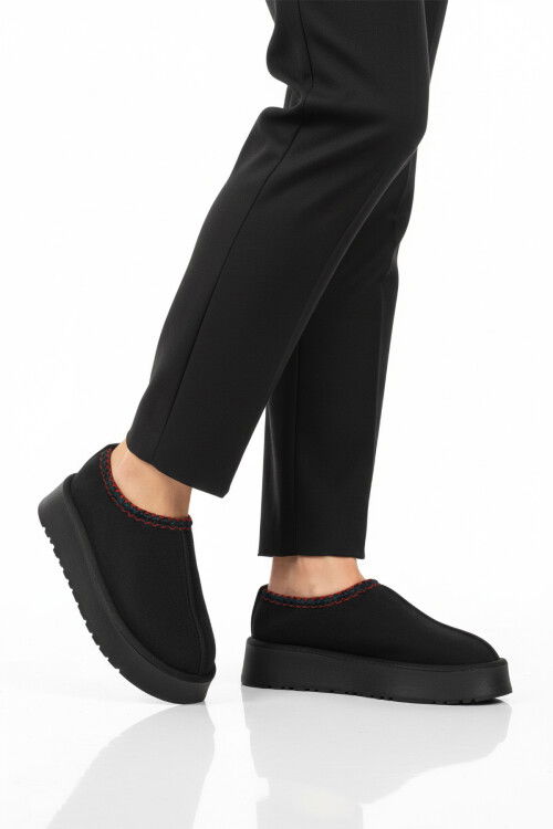 Siyah İçi Kürklü Kadın Casual Ayakkabı U-50 Z