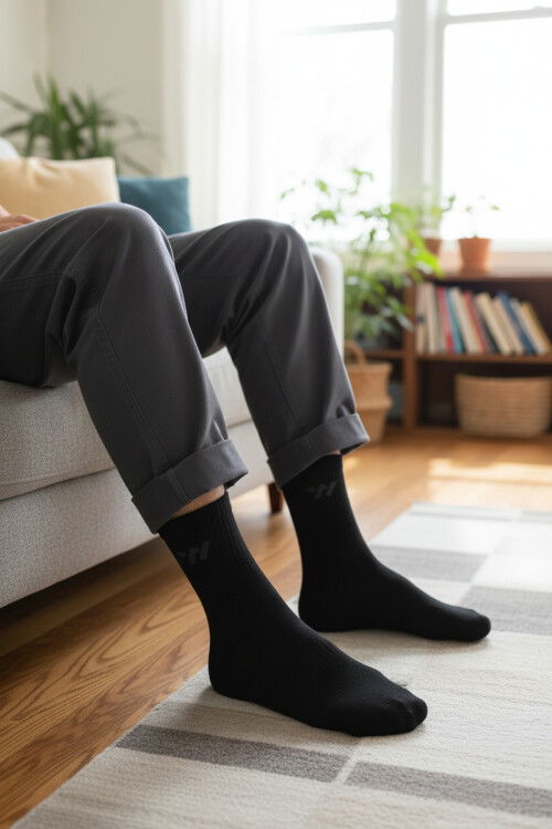 Siyah Pamuklu Dikişli Erkek Uzun Çorap TNS-2181