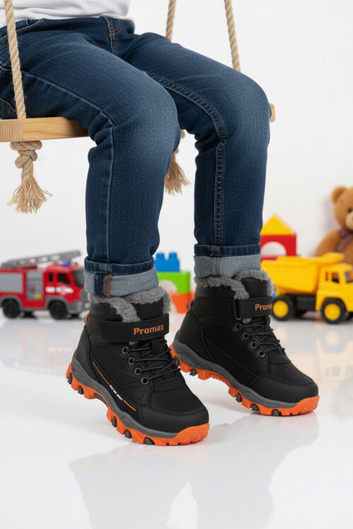 Siyah Turuncu Kürklü Kaymaz Cırtlı Erkek Çocuk Bot 2082 P