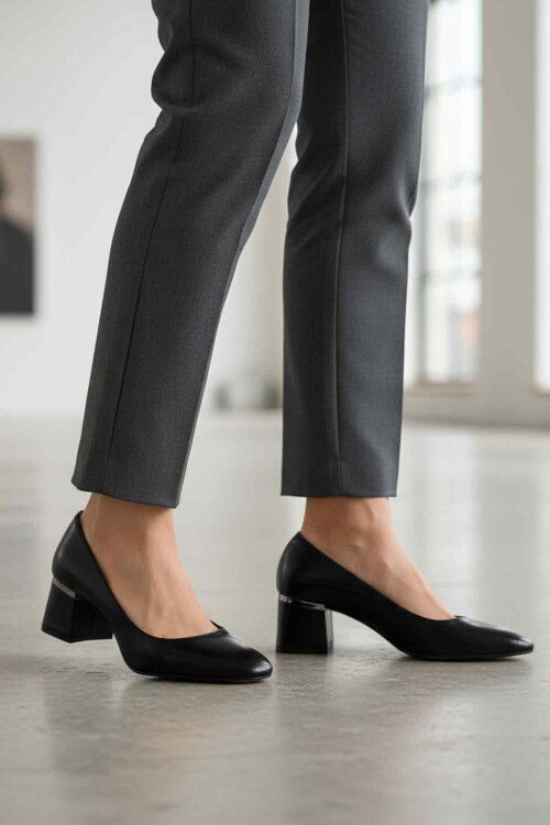 Siyah Kadın Topuklu Ayakkabı 357184 Z