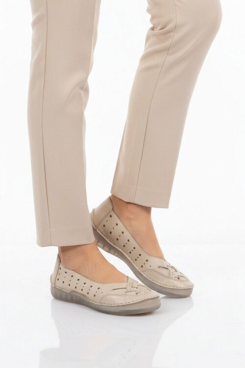 Premium Bej Hakiki Deri Anatomik Kadın Casual Ayakkabı 44401 Z