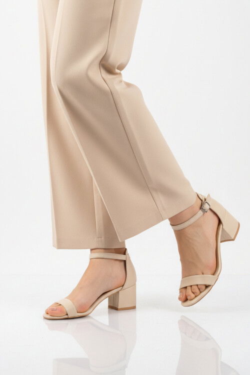 Bej Bantlı Hafif Kadın Topuklu Abiye 325144 Z