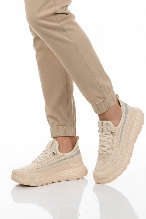 Bej Fileli Hafif Esnek Hafızalı Taban Erkek Spor Ayakkabı PCI-11303 M