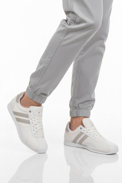 Beyaz Gümüş Bağcıklı Hafif Erkek Spor Ayakkabı 2001 Tares M