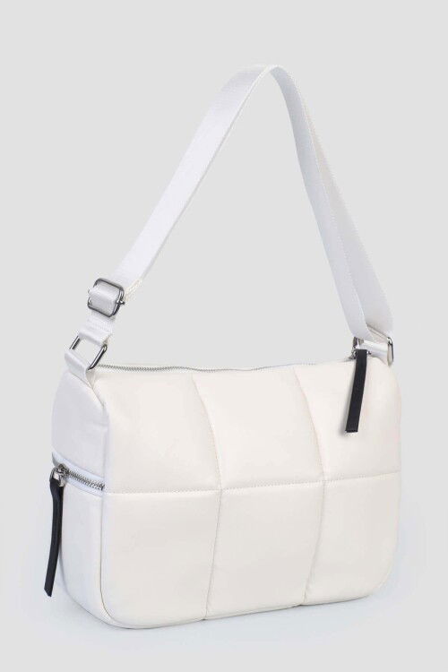 Beyaz Kadın Omuz Çantası IM432-3
