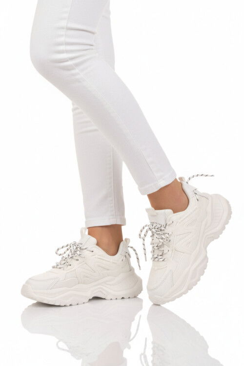 Beyaz Hafızalı Taban Hafif Bağcıklı Kadın Spor Ayakkabı PCI-11075 G