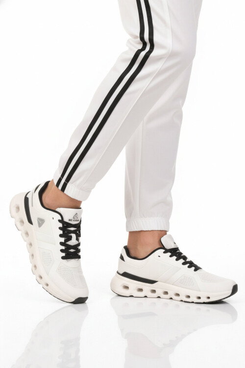 Beyaz Siyah Fileli Hafif Esnek Erkek Spor Ayakkabı 5006 M