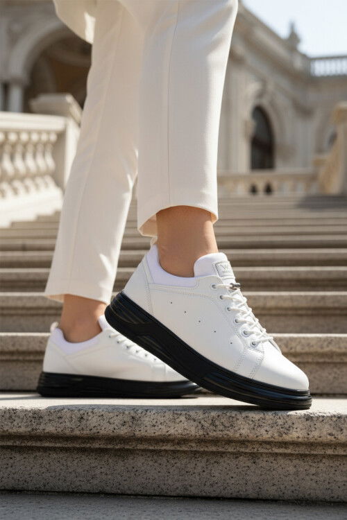 Beyaz Lastik Bağcıklı Erkek Sneaker Balase M