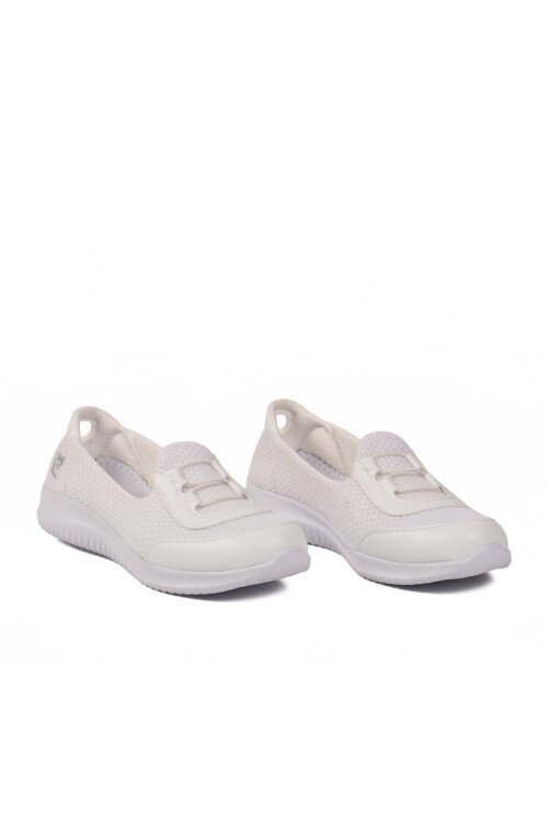 Beyaz Fileli Hafif Kolay Giyilebilir Kadın Günlük Ayakkabı PC-54698 Z
