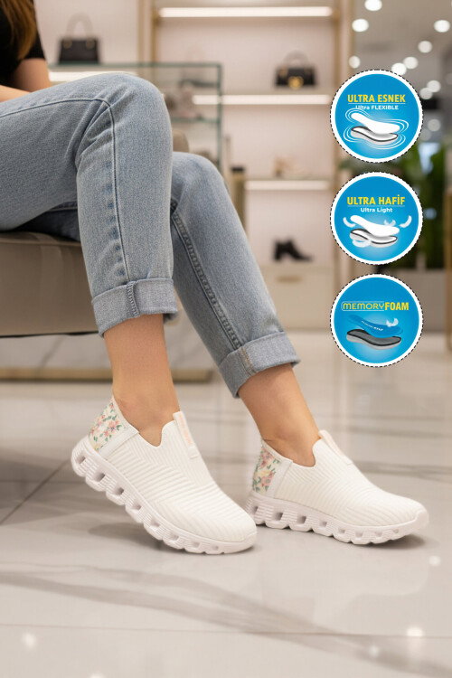 Beyaz Fileli Hafif Kolay Giyilebilir Kadın Spor Ayakkabı PCI-10101 G