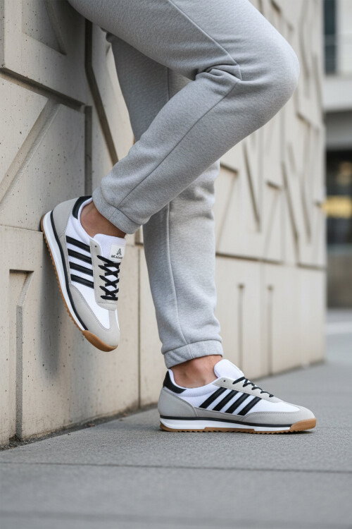 Buz Beyaz Bağcıklı Kaymaz Erkek Spor Ayakkabı 2377 M