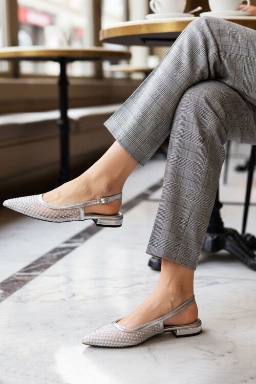 Gümüş Taş İşlemeli Dar Kalıp Hafif Kadın Babet 312550 Z