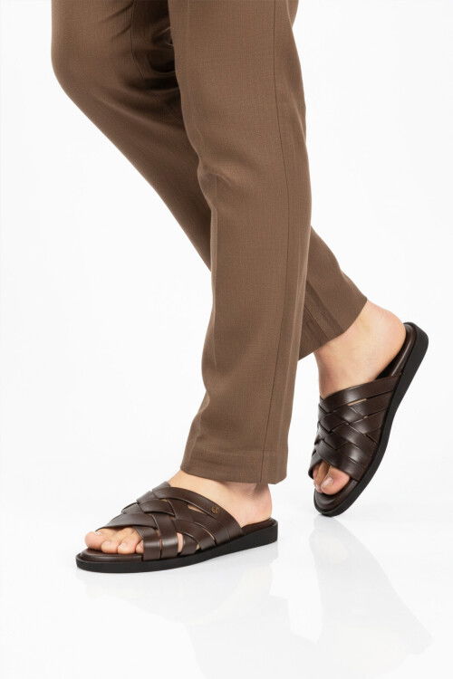 Kahve Hakiki Deri Erkek Günlük Terlik PC-7318 M