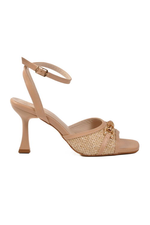 Nude Bilekten Bantlı İnce Uzun Topuklu Kadın Sandalet 655584 Z