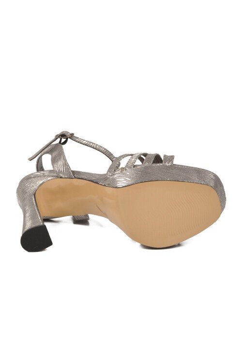 Platin Kadın Topuklu Abiye Ayakkabı PC-54504 Z