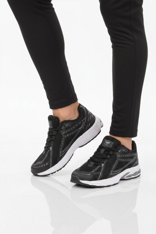 Siyah Beyaz Fileli Hafif Hava Alabilen Erkek Spor Ayakkabı 1505 Ruth M