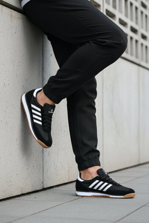 Siyah Beyaz Bağcıklı Kaymaz Erkek Spor Ayakkabı 2377 M