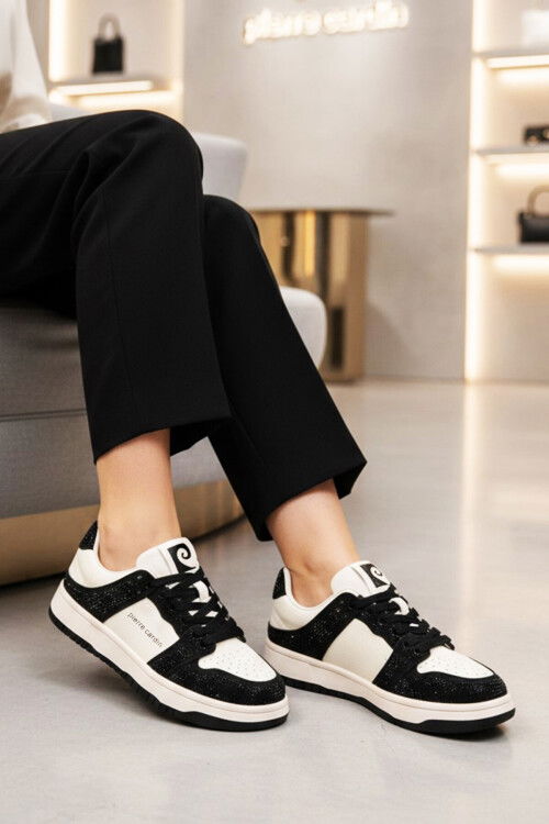 Siyah Beyaz Bağcıklı Taş İşlemeli Hafif Kadın Sneaker PCI-11505 G