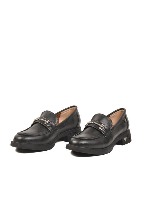 Siyah Cilt Kadın Klasik Ayakkabı PC-55257 Z