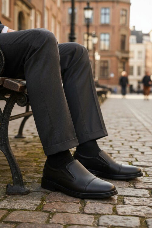 Siyah Hakiki Deri Jel Taban Anatomik Erkek Klasik Ayakkabı 425 M