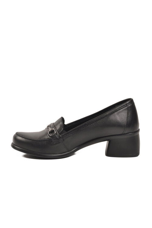 Premium Siyah Hakiki Deri Kadın Topuklu Klasik Ayakkabı 44259 Z