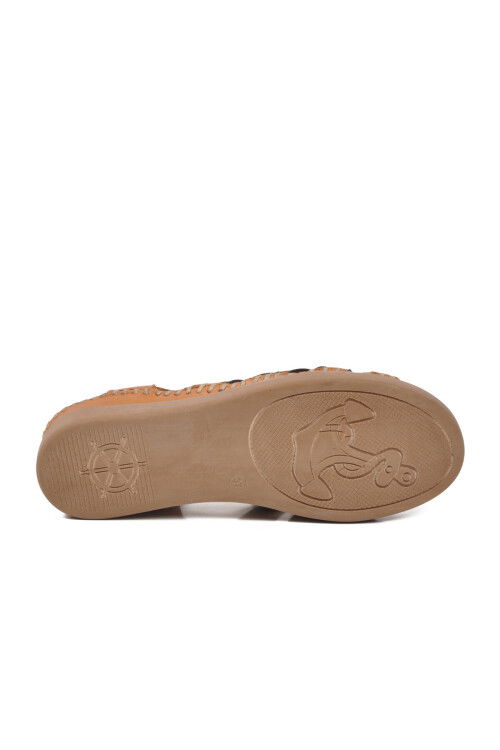 Siyah Hakiki Deri Cırtlı Kadın Günlük Sandalet PC-54517 Z