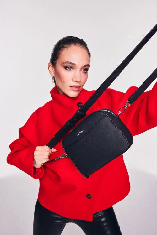 Siyah Kadın Omuz Çantası CN6504T