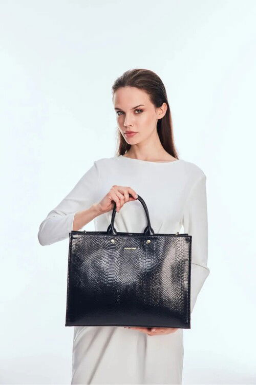 Siyah Kadın Omuz Çantası US24679