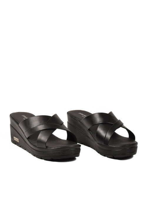 Siyah Kadın Topuklu Terlik PC-7477 Z